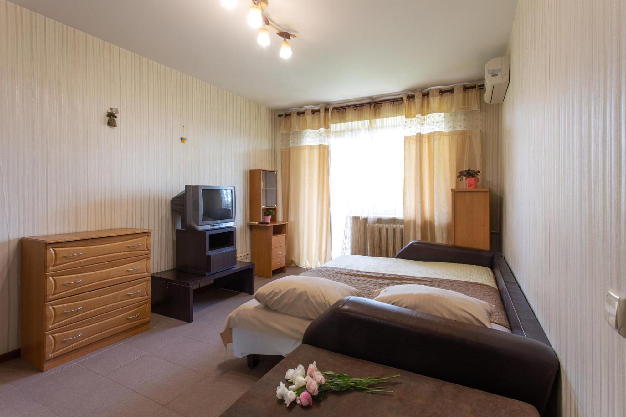 Apartment On 23 Serpnya ハルキウ エクステリア 写真