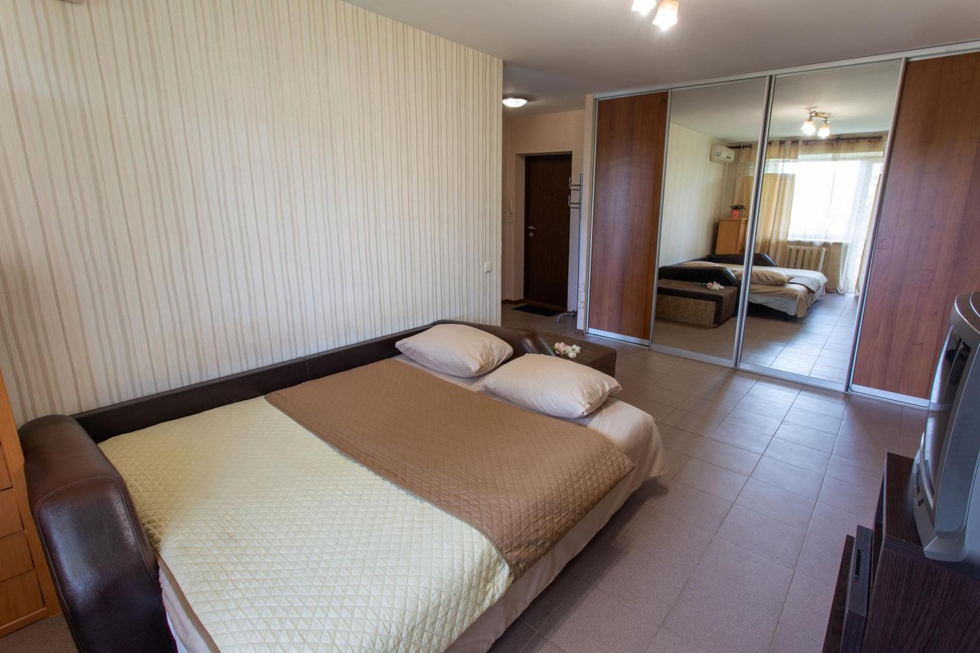 Apartment On 23 Serpnya ハルキウ エクステリア 写真