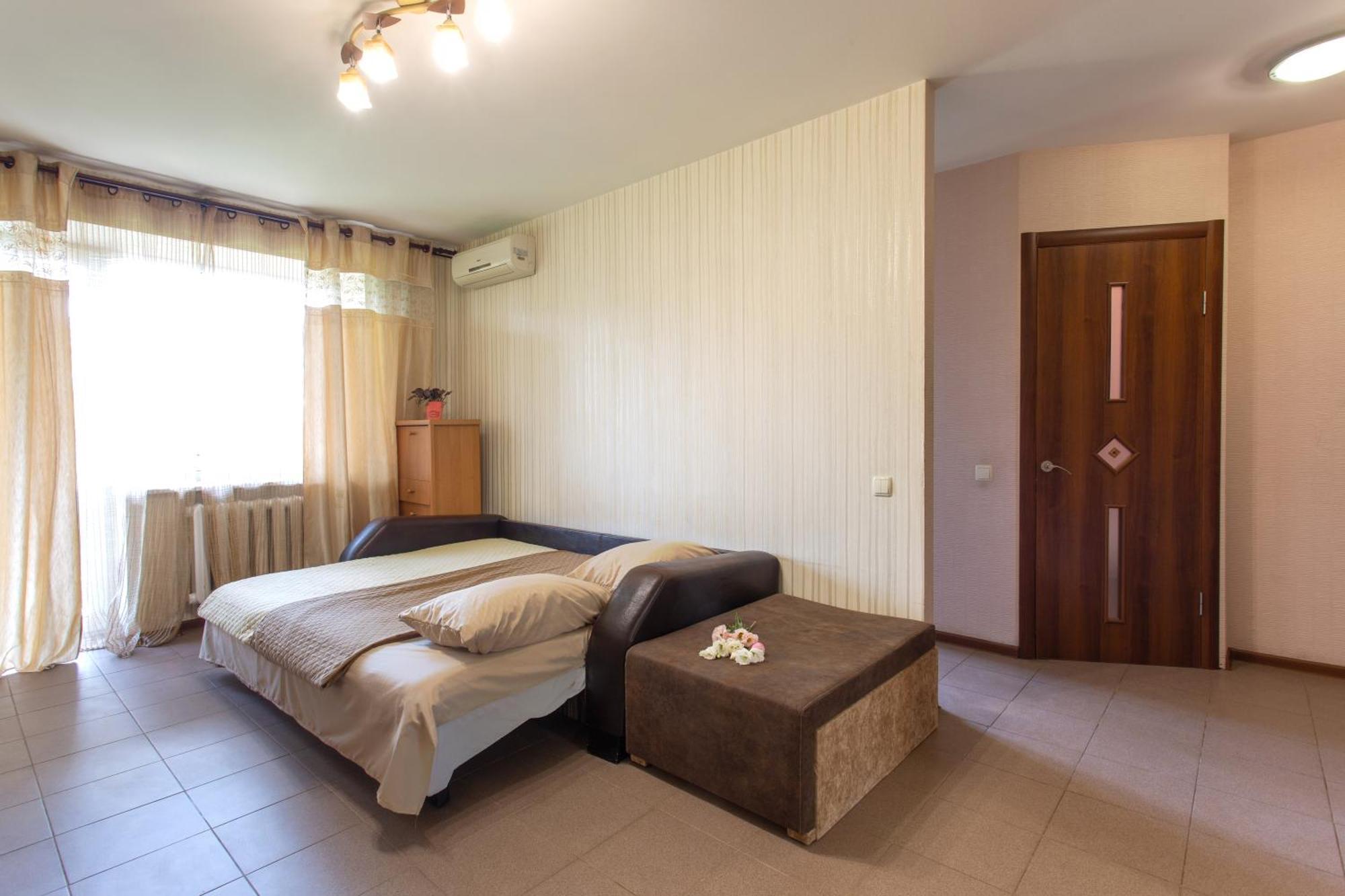 Apartment On 23 Serpnya ハルキウ エクステリア 写真