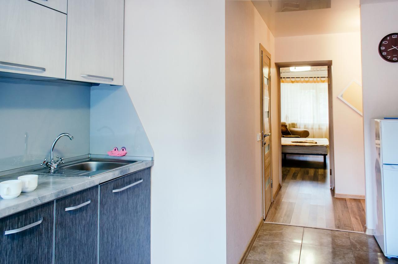Apartment On 23 Serpnya ハルキウ エクステリア 写真